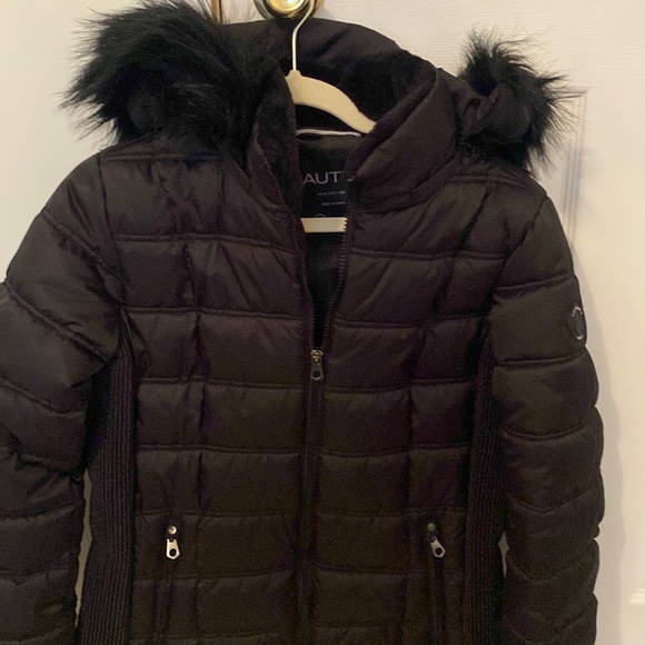 Nautica Women’s Faux fur trim , hooded mid weight puffer jacket , size medium - Picture 5 of 8